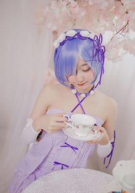 鸡年寻炊_剧情片免费在线观看